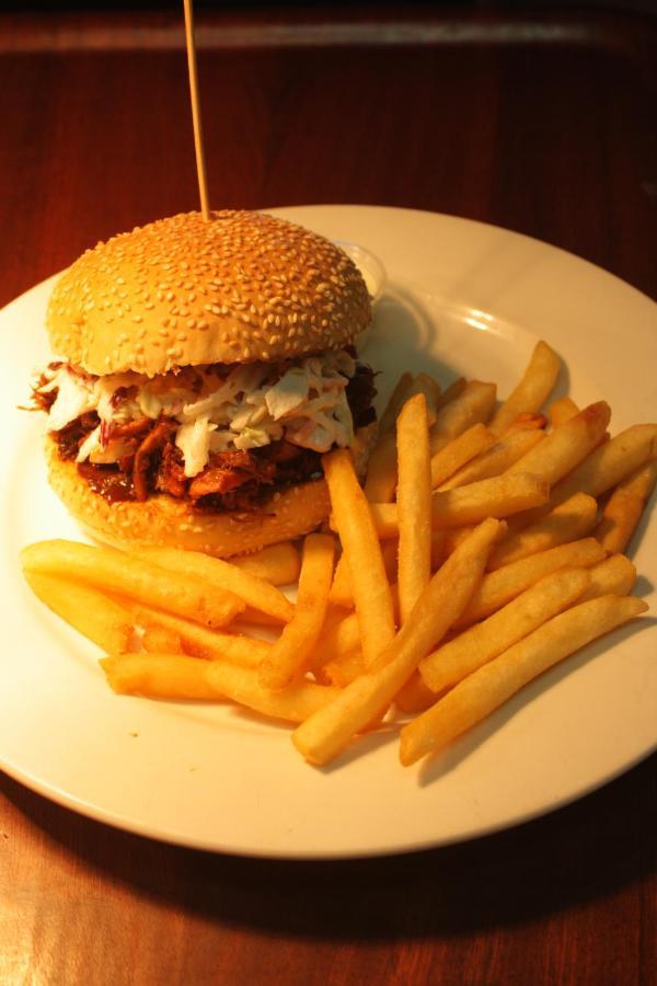 Redearth Boutique Hotel Mount Isa